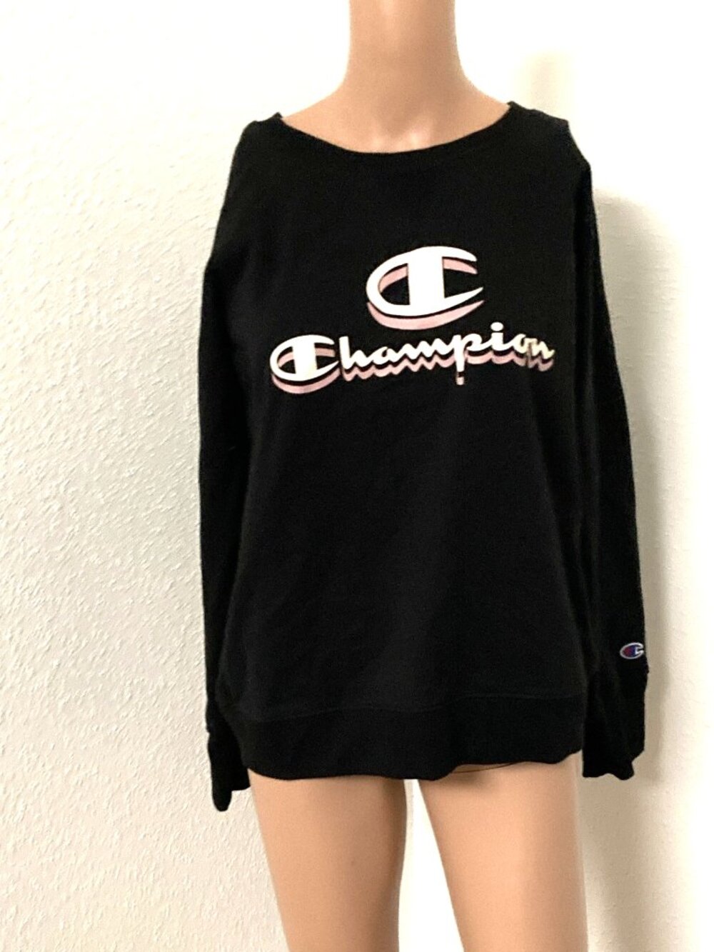 Champion Women's M Black Logo Crewneck Pullover Sweatshirt Athleticwear
